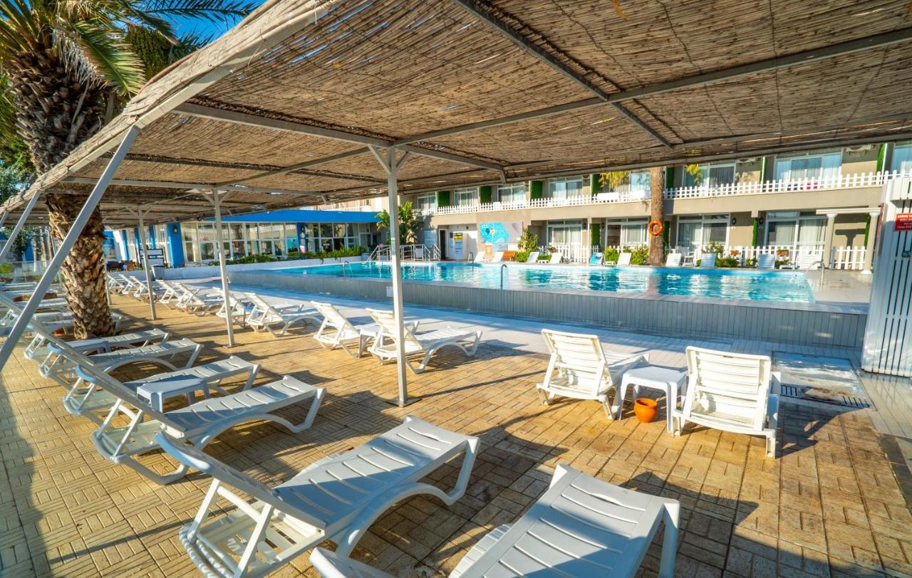 Sifne Thermal Otel Чесме Екстериор снимка