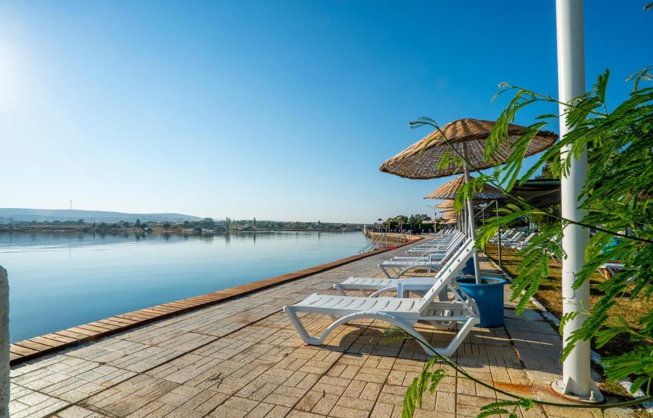 Sifne Thermal Otel Чесме Екстериор снимка