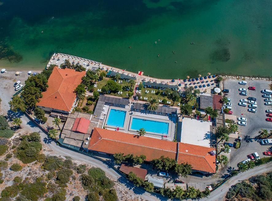 Sifne Thermal Otel Чесме Екстериор снимка